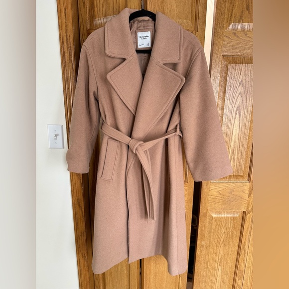 Abercrombie Women's Slouchy Belted Wool-Blend Dad Coat - Picture 2 of 5